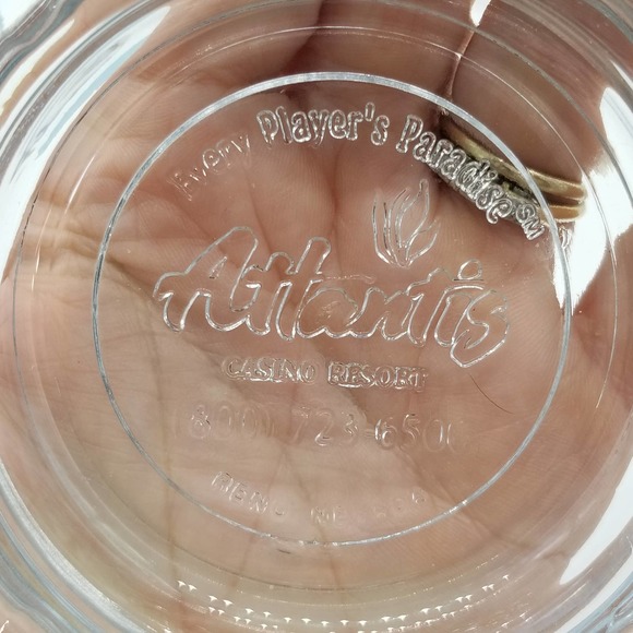 ATLANTIS Casino Ashtray Every Players Paradise - Picture 5 of 5